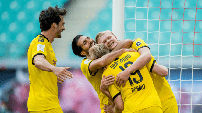  拜仁青训小将穆夏拉梅开二度惊艳全场  